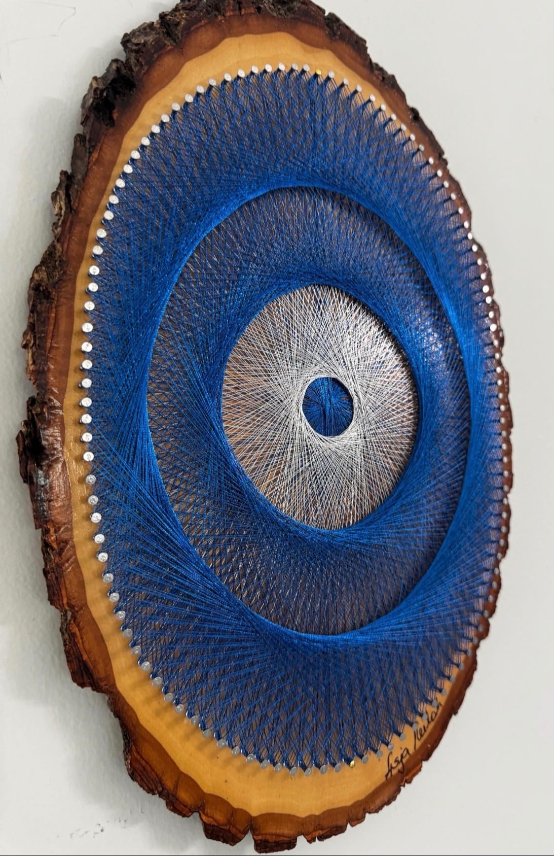 Blue Evil Eye String Art on Live-Edge Wood – Cobalt & Silver Protection Wall Art, Handmade Boho Decor, detail view 4 — handmade string art by Asja