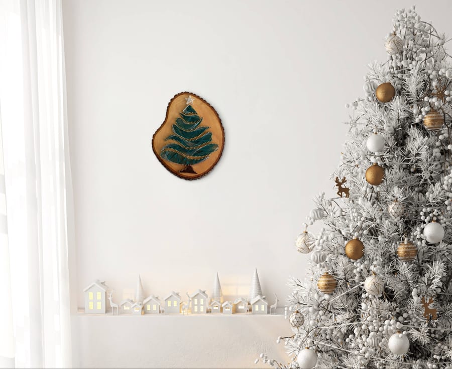 Christmas Tree String Art - Handmade Holiday Wall Art on Live-Edge Wood — handmade string art by Asja